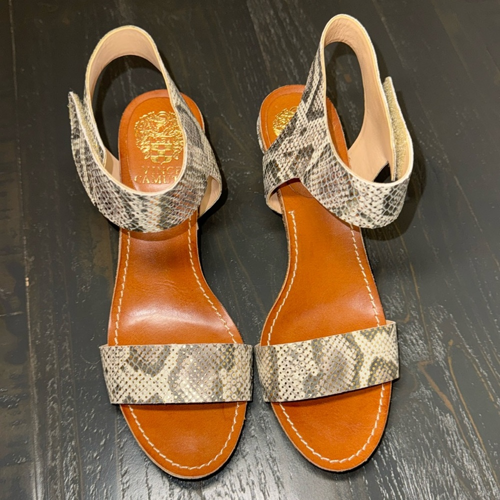 Vince Camuto Olinsa Snake Print Sandal 7 1/2
